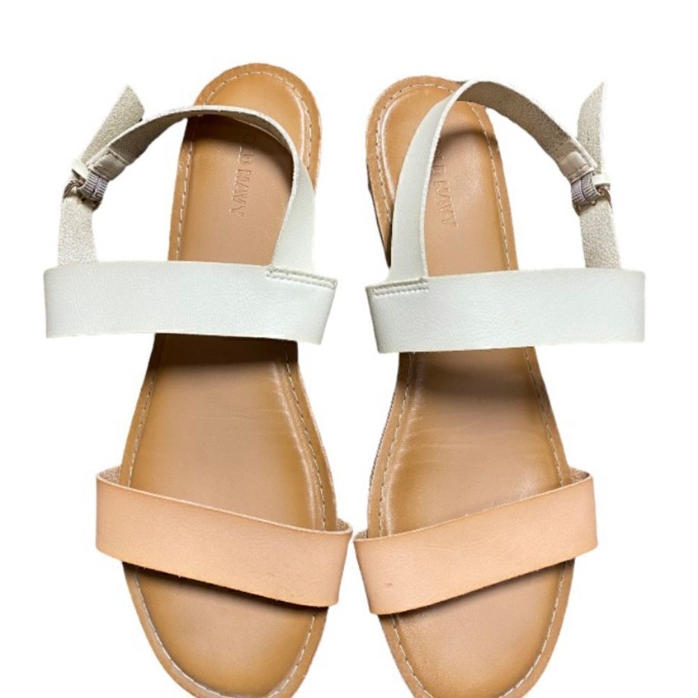 Old Navy Cream Leather Sandal Size 9
